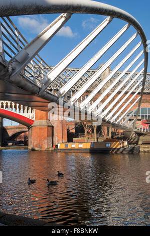 Händler-Brücke Bridgewater canal Castlefields Manchester England Stockfoto