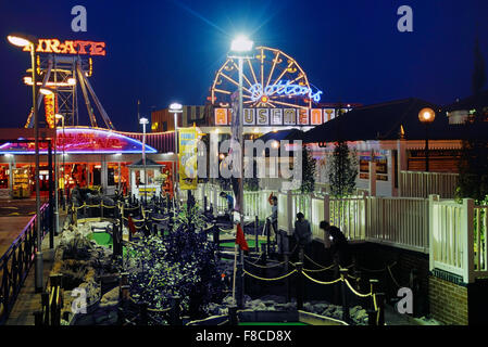 Skegness Vergnügungspark in der Nacht. Lincolnshire. England. UK Stockfoto