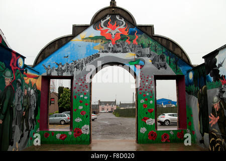 "Der lange Abschied" Wand Wandmalerei Invergordon Railway Station Highland Scotland UK Stockfoto