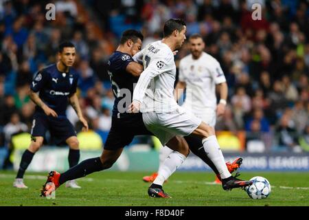 Madrid, Spanien. 8. Dezember 2015. Cristiano Ronaldo Dos Santos (7) Real Madrid während der UEFA Champions League Real Madrid gegen Malmö FF im Santiago Bernabeu Stadion Credit: Action Plus Sport/Alamy Live News Stockfoto