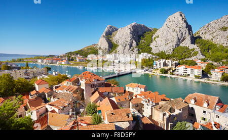Omis - Makarska Riviera, Kroatien Stockfoto