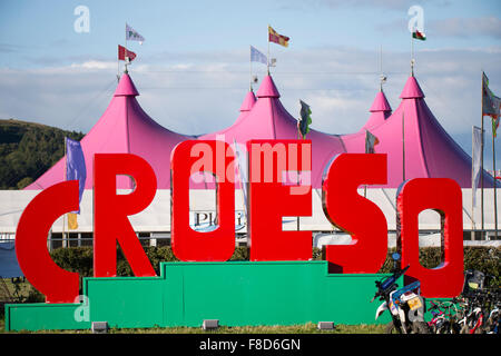 "Croeso", statt Willkommensschild, The National Eisteddfod of Wales, in der Nähe von Meifod Dorf in Powys, Mitte Wales, August 2015 Stockfoto