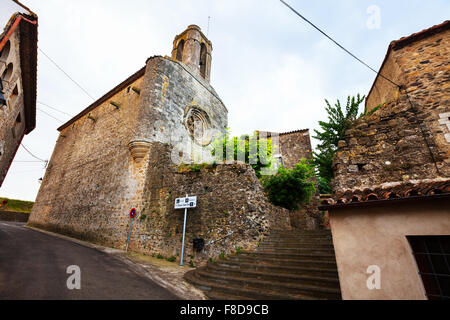 Ansicht des Castell de Pubol. Pubol ist, dass die Stadt liegt in der Comarca Baix Empordà, in der Provinz Girona, Katalonien, Spanien Stockfoto