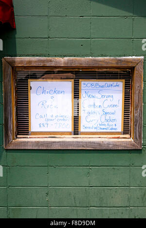 Der National bekannte 308 Blues Club und Cafe in Indianola MS. Die Tage Speisekarte ist Curry Huhn und Reis Stockfoto