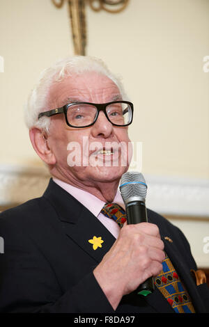 Barry Cryer am literarischen Oldie Mittagessen 12.08.15 Stockfoto