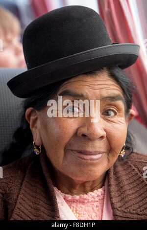 Porträt von Bolivien Frau lebt in Isla Del Sol, Bolivien Stockfoto