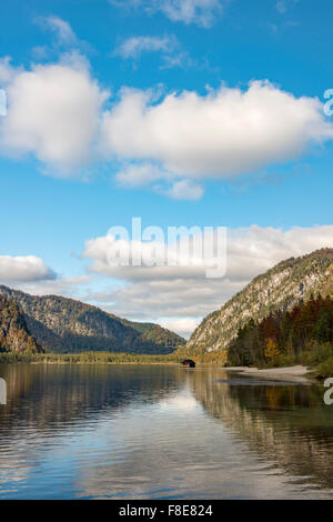 Almsees im Herbst, Totes Gebirge, Almtal, Österreich Stockfoto