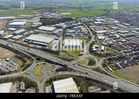 Eine Luftaufnahme der Kreuzung 31 auf der M62 am Normanton und Castleford, West Yorkshire Stockfoto