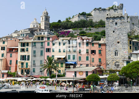 Ansicht der Stadt Portovenere aus Meer, Italien Stockfoto