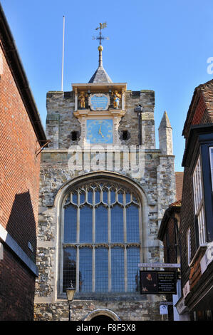 Der Turm der historischen St. Mary's Kirche in Rye, East Sussex, Großbritannien Stockfoto