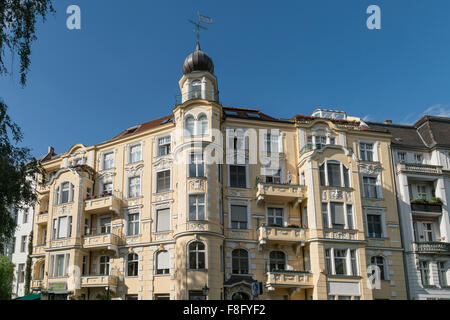 Immobilien, renovierte Appartementhaus, Victoria Luise Platz, Schöneberg, Berlin Stockfoto