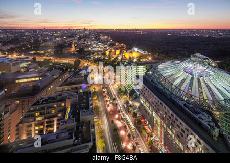 Panoramablick vom Kollhoff-Tower, Sony Center, Berlin, Deutschland, Stockfoto