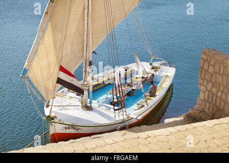 Ägypten - Boot Feluke auf dem Nil, Assuan, Ägypten Stockfoto