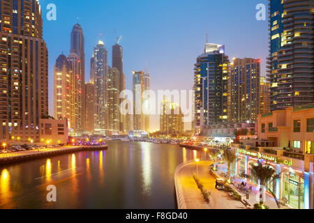 Skyline von Dubai - Marina, Vereinigte Arabische Emirate Stockfoto