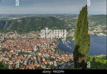 Luftaufnahme des Comer See und Como Stadtbild, Italien Stockfoto