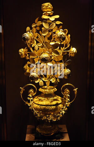 Die "Goldene Rose" in der kaiserlichen Schatzkammer (Schatzkammer) der Hofburg, Wien, Österreich. Stockfoto