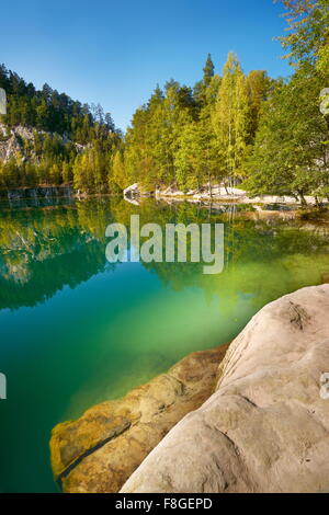 Adersbacher Felsenstadt Adersbach See, Tschechische Republik Stockfoto