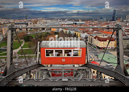 Blick über Wien von der berühmten "Riesenrad" ("Der dritte Mann" erinnern?), das Riesenrad im Prater Park, Österreich. Stockfoto