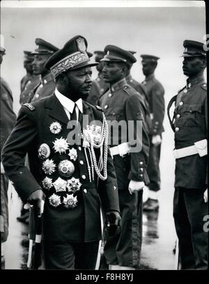 1952 - zentrale Afrikanische Reich: Jean Bedel Bokassa, Kaiser des zentralen afrikanischen Reiches. Bangui 1921 zu verbrennen. Französische Armee 1939 trat. © Keystone Bilder USA/ZUMAPRESS.com/Alamy Live-Nachrichten Stockfoto