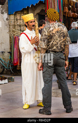 ESSAOUIRA, Marokko - 3. November 2015: Blick von den Gassen der Medina von Essaouira Stockfoto