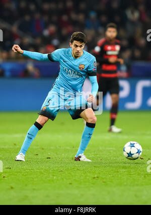 Barcelonas Marc Bartra in Aktion während der UEFA Champions League-Gruppe E Fußball-match zwischen Bayer 04 Leverkusen und dem FC Barcelona in Leverkusen, Deutschland, 9. Dezember 2015. Foto: GUIDO KIRCHNER/dpa Stockfoto