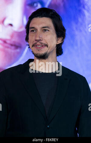 Tokio, Japan. 10. Dezember 2015. Schauspieler Adam Driver kümmert sich der Japan-Premiere für den Film "Star Wars: das Erwachen der Macht '' in Roppongi Hills am 10. Dezember 2015, Tokio, Japan. Die Besetzung verbringen 2 Tage in Japan als Teil der Förderung für den neuen Film die zur weltweiten Veröffentlichung am 18. Dezember eingestellt ist. Bildnachweis: Aflo Co. Ltd./Alamy Live-Nachrichten Stockfoto