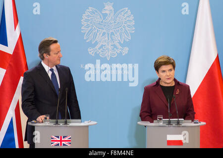 Warschau, Polen. 10. Dezember 2015. Pressekonferenz des polnischen Ministerpräsidenten Beata Szydlo und British Prime Minister David Cameron am 10. Dezember 2015 in Warschau, Polen. Bildnachweis: MW/Alamy Live-Nachrichten Stockfoto