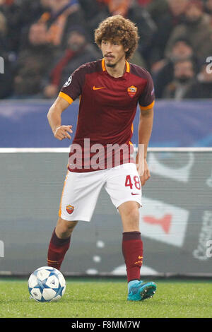 Stadio Olimpico, Rom, Italien. 9. Dezember 2015. Champions-League. Roma gegen Bate Borisov. UCAN Salih © Aktion Plus Sport/Alamy Live-Nachrichten Stockfoto