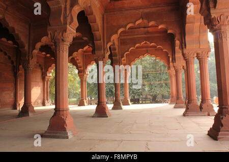 Alt-Delhi, Indien, 25. November 2012: Red Fort, genannt für seine massiven Umfassungsmauern aus rotem Sandstein, war die Residenz von der Stockfoto