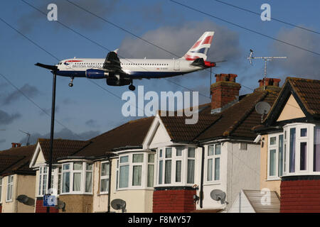 FLUGHAFEN HEATHROW HAUS LÄRM AUSBAU DRITTE STARTBAHN Stockfoto