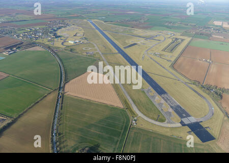 Eine Luftaufnahme des RAF Scampton in Lincolnshire, Heimat der Red Arrows Stockfoto