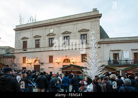 Italien, Sizilien, Erice, Piazza della Loggia, quadratische Loggia Stockfoto