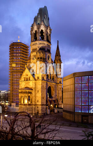 Kaiser-Wilhelm-Gedächtniskirche, Breitscheidplatz, Berlin die ursprüngliche Kirche auf dem Gelände wurde in den 1890er Jahren gebaut. Stockfoto
