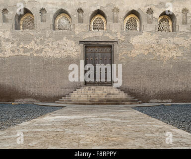 Eines der Tore der Ibn-Tulun-Moschee Stockfoto