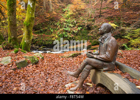 Statue von Robert Burns, Birks von Aberfeldy, Perth & Kinross, Schottland, Großbritannien Stockfoto