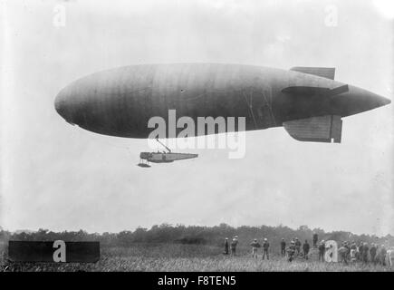 Goodyear-Luftschiff, Goodyear Blimp, Goodyear-Luftschiff Stockfoto