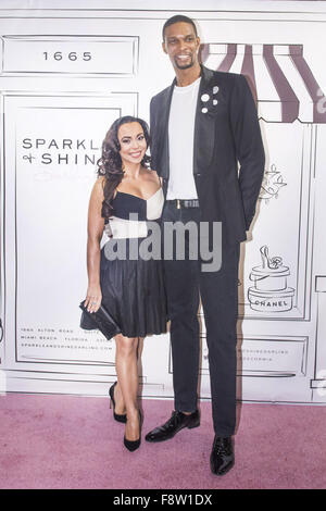 Eigentümer Adrienne Bosh, Frau Miami Heat Star, Chris Bosh, beherbergt eine private VIP Sneak Preview Party am funkeln und glänzen Darling mit Miami Beach: Adrienne Bosh, Chris Bosh wo: Miami Beach, Florida, USA bei: 9. November 2015 Stockfoto