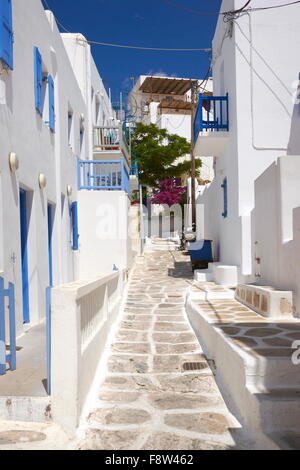 Weiß gestrichene Wände, Mykonos-Stadt Chora - Insel Mykonos, Griechenland Stockfoto