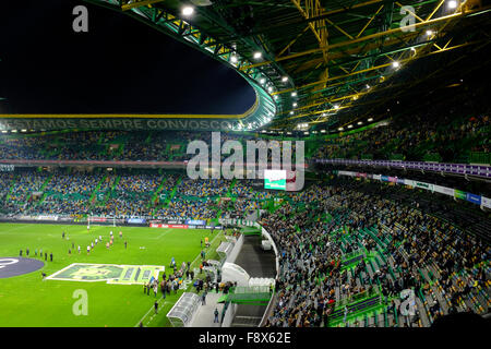 Fußballspiel von der portugiesischen erste Liga, Sporting Clube de Portugal spielen im Estádio José Alvalade XXI in Lissabon Stockfoto