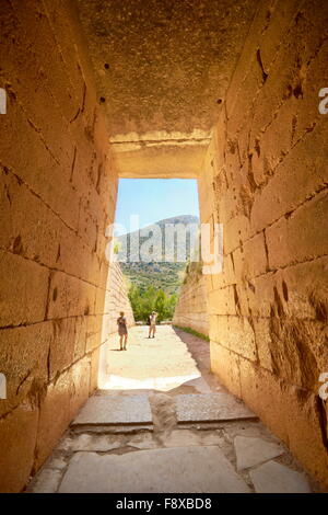 Die Schatzkammer des Atreus in den archäologischen Stätten von Mykene (Grab des Agamemnon), Griechenland Stockfoto