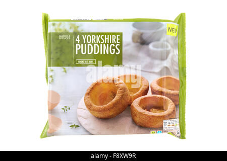 Paket von 4 Marks und Spencer Yorkshire Pudding Stockfoto