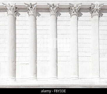 La Maison Carree römischen Spalte Tempelarchitektur. Alten Gebäude des römischen Reiches. Nimes, Languedoc Roussillon, Frankreich, Europa Stockfoto