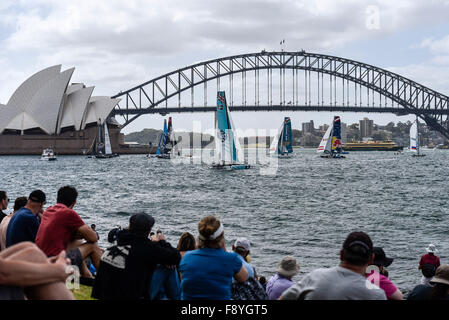 Sydney, Australien. 12. Dezember 2015. 2015 extreme Sailing Series. Extreme 40 Stadionlauf am Hafen von Sydney. Rennen-Aktion auf den Hafen. Bildnachweis: Aktion Plus Sport/Alamy Live-Nachrichten Stockfoto