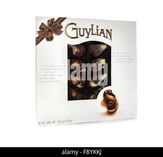 Guylian Muscheln belgischer Schokolade auf einem weißen Hintergrund Stockfoto