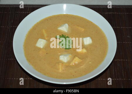 Indische Küche: Curry, Sweet, Babynahrung, gebratener Reis, Käse Curry, Snaks Stockfoto