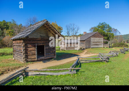 Historisches Altes Gehöft in Cades Cove in Great Smoky Mountains Nationalpark Tennessee Stockfoto