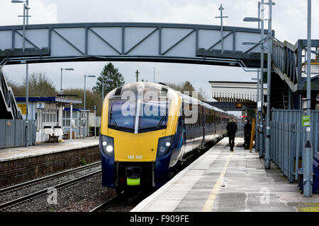 First Great Western Zug Ankunft am Bahnhof Moreton-in-Marsh, Gloucestershire, UK Stockfoto