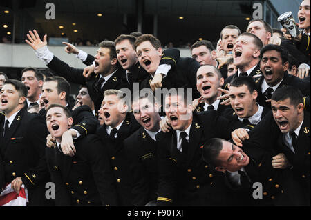 Philadelphia, Pennsylvania, USA. 12. Dezember 2015. Navy Midshipmen an der 116. Blindgänger an Lincoln Financial Field in Philadelphia statt © Ricky Fitchett/ZUMA Draht/Alamy Live News Stockfoto