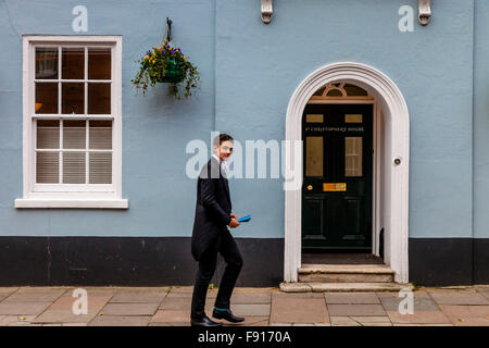 Eton Schuljunge, High Street, Eton, Berkshire, UK Stockfoto