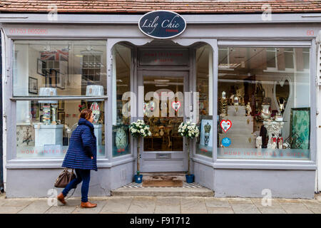 Lily Chic Interiors, High Street, Eton, Berkshire, UK Stockfoto